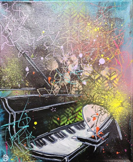 Plector jouant du piano sur fond coloré et déstructuré