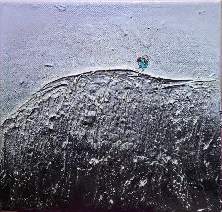 Plector qui évolue dans la solitude d'un grand espace abstrait